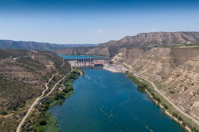 Mequinenza Dam, Zaragoza, Aragon, Spain