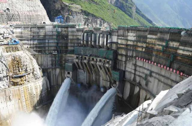 Jinping-1 Dam, Shichuan, China